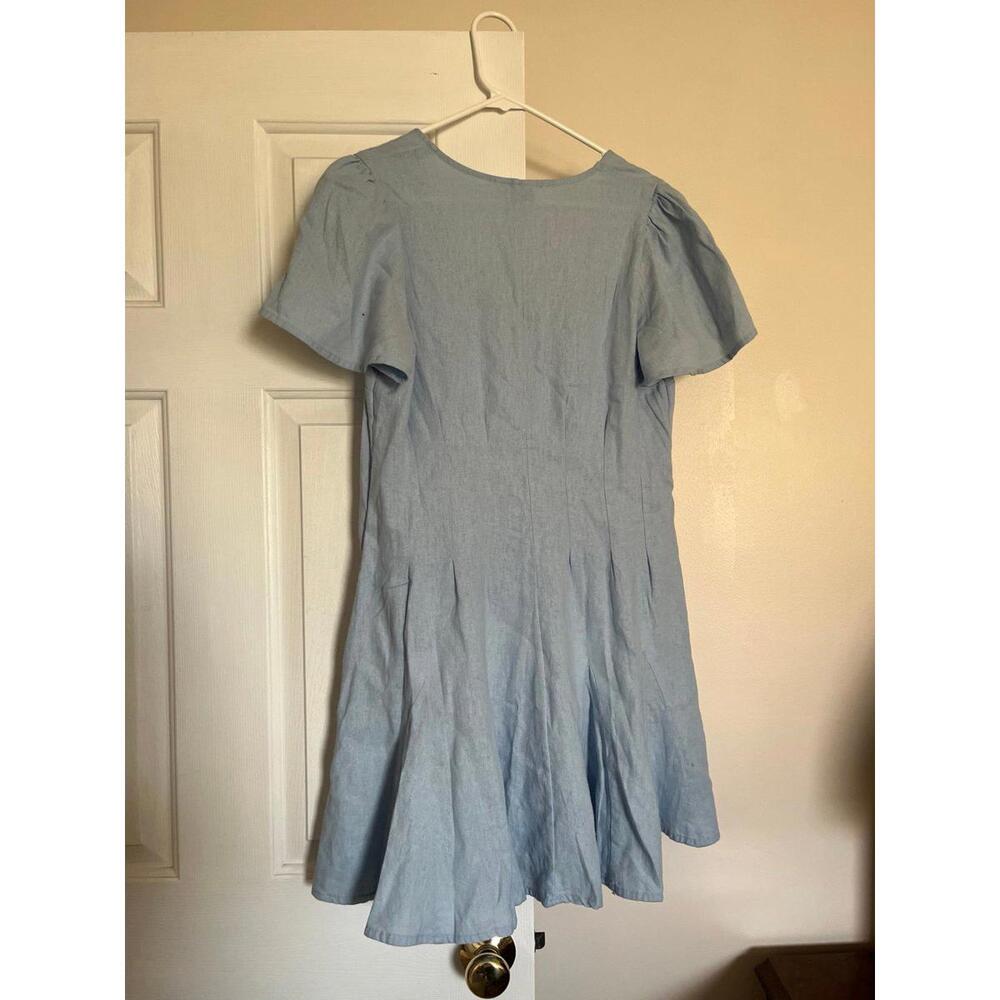Dress - Picture 2 of 3